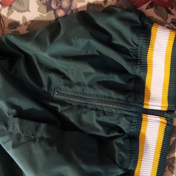 Pro Line NFL Packer jacket/windbreaker size XL. - Picture 7 of 7